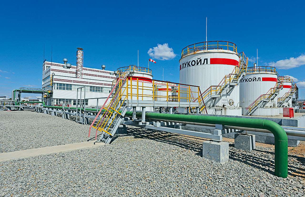 Моторное масло LUKOIL