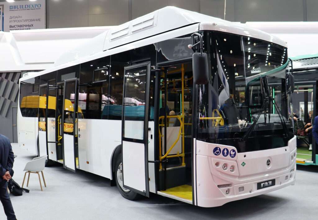 Новый газовый автобус КАВЗ-4270