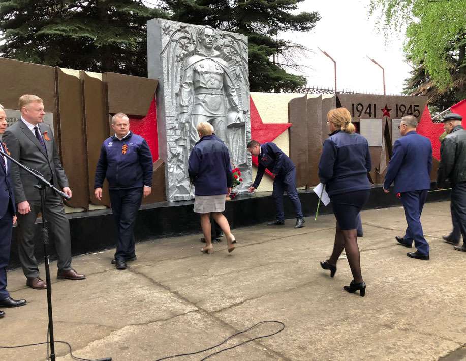 КАМАЗ поздравляет ветеранов