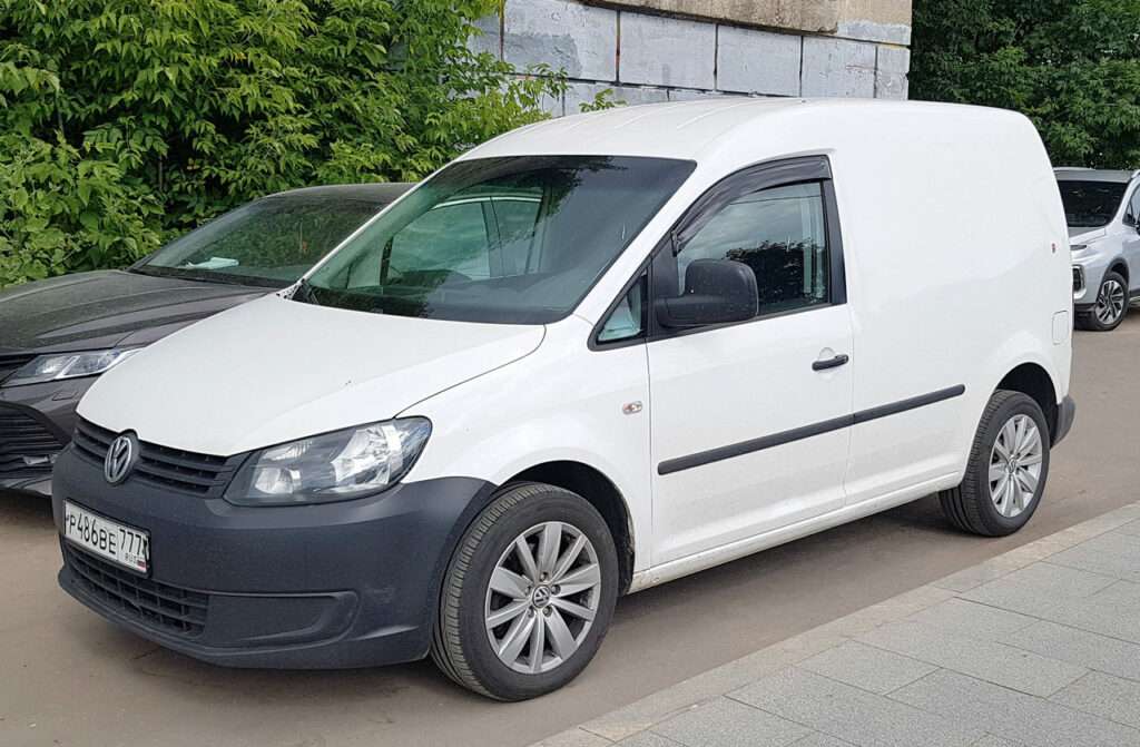 Подержанный Volkswagen Caddy